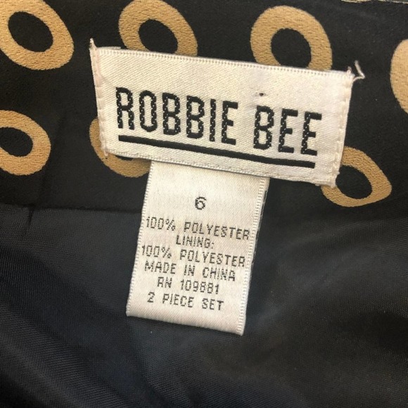 Robbie Bee Short Flared Lined Skirt Size 6 - Picture 6 of 8